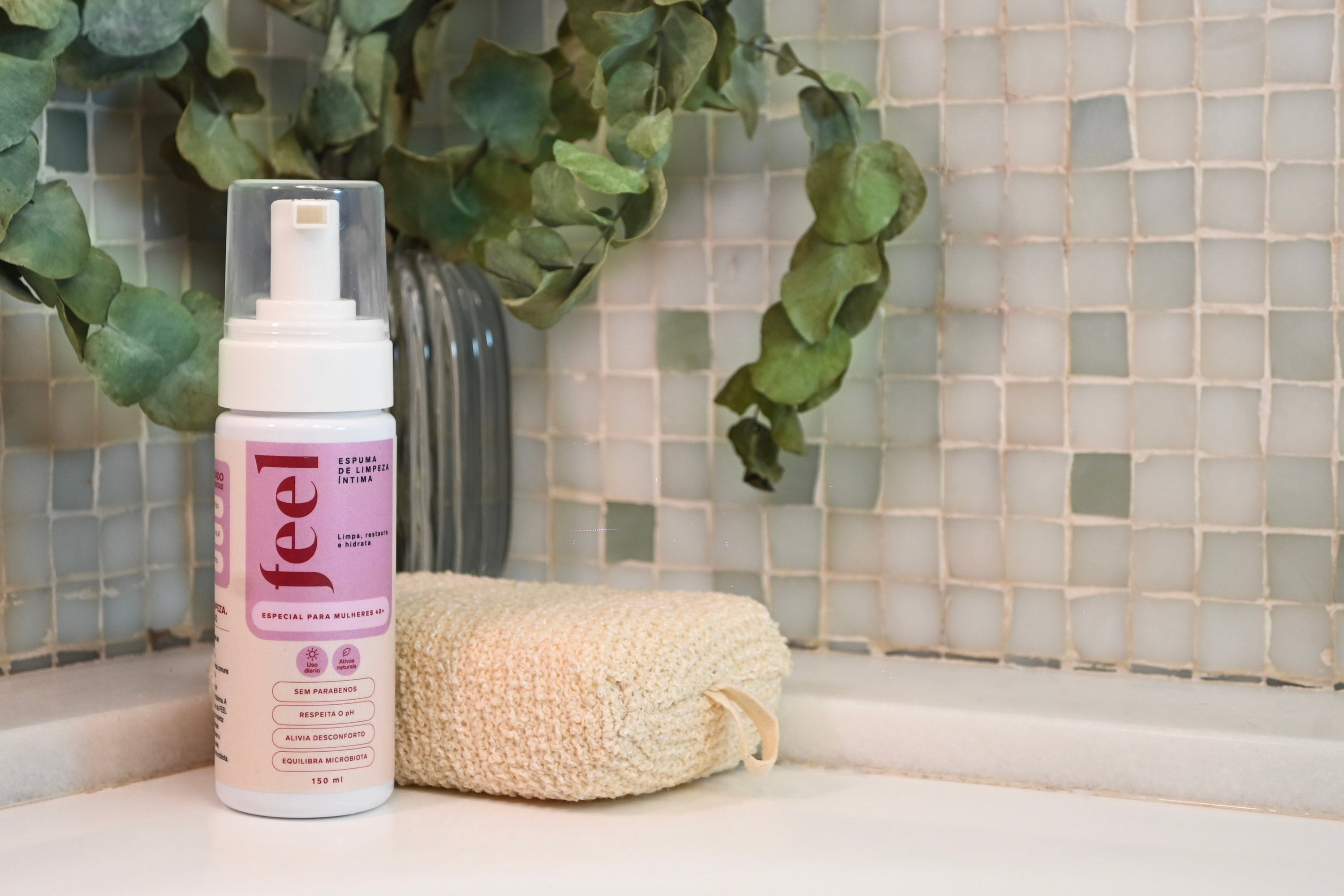 Espuma de Limpeza Íntima FEEL: Lançamento da Solução Especializada em Menopausa