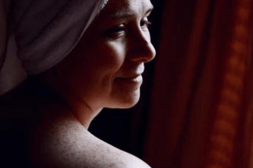 Vibrador na maturidade: conheça as vantagens de usar - Feel